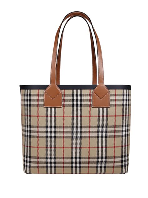 prezzi borse burberry 2015|burberry saldi borse.